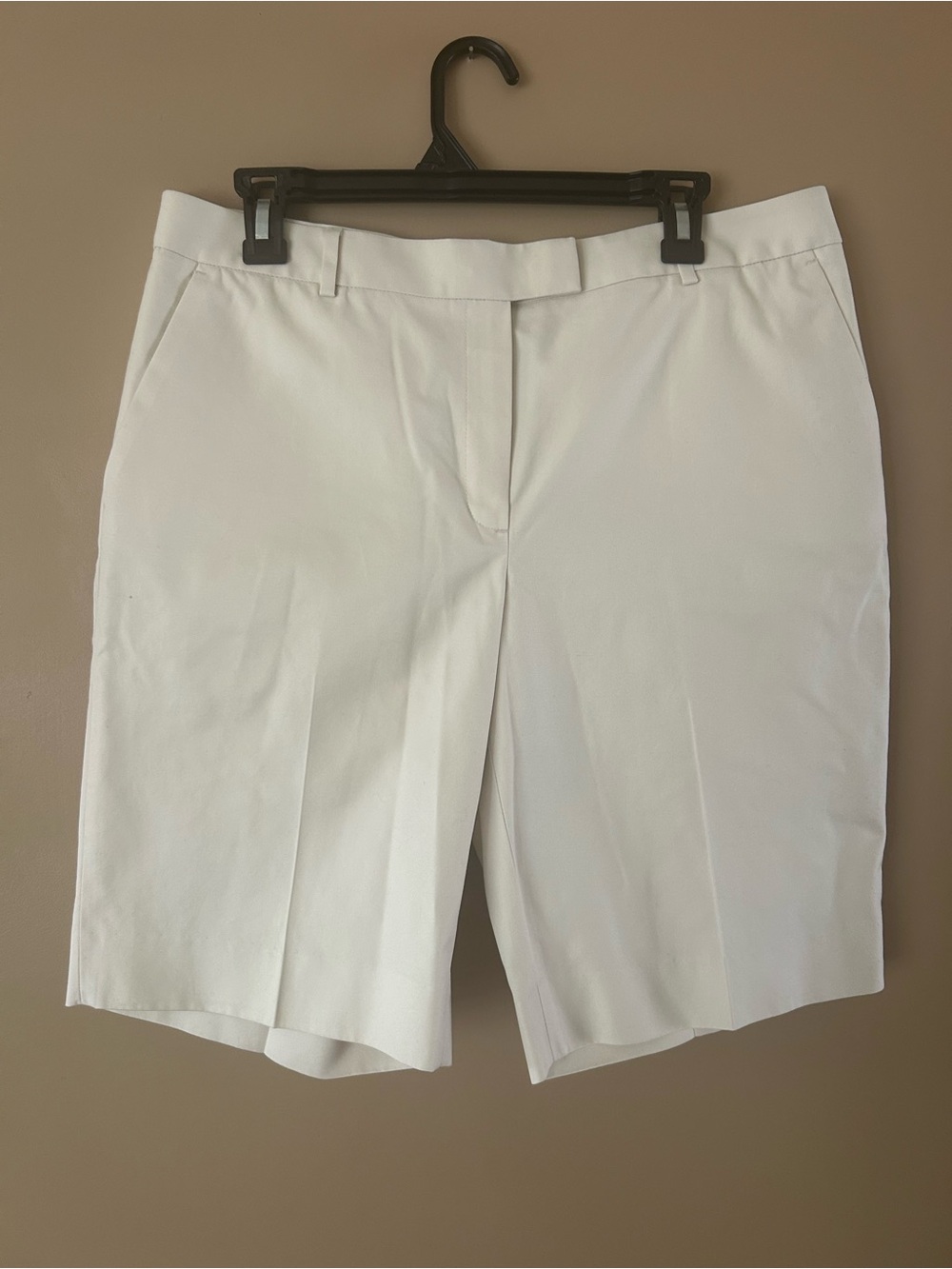 Brooks Brothers Cream Casual Shorts